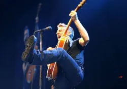 Bryan Adams