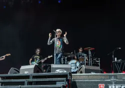 The Neighbourhood