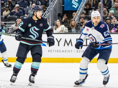 Ice hockey 